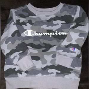 Boys Champion sweatshirt